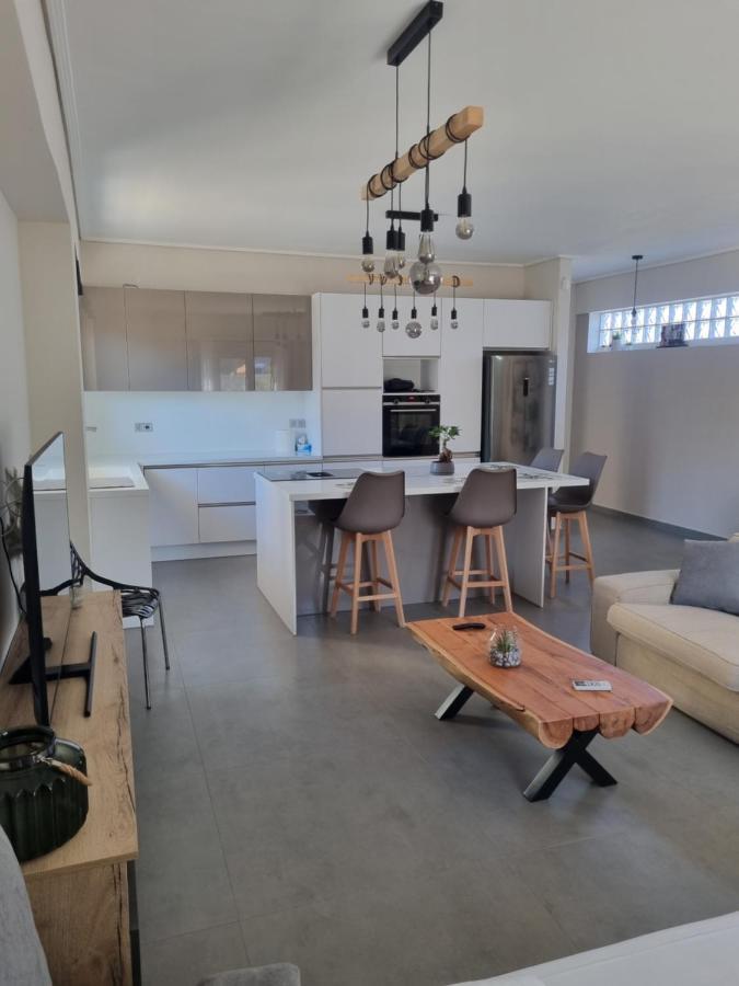 New Minimal Apartment,10' From Athens Airport Spáta Exteriör bild
